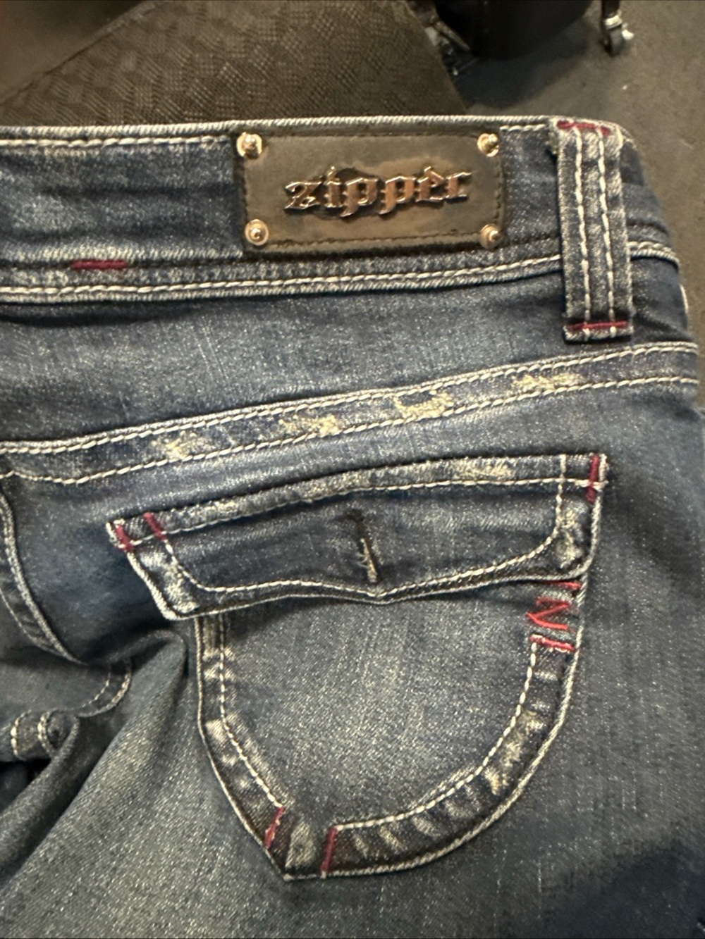 Women’s Mid-Rise Indigo Denim Jeans with Decorative Stitching